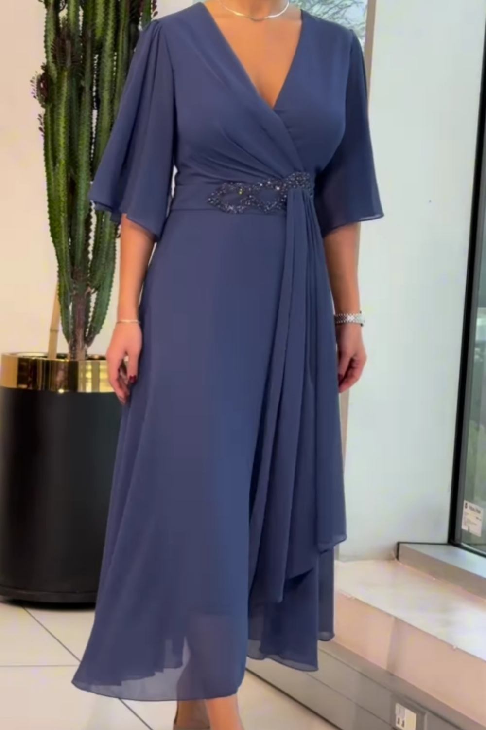 Elma™ | Robe Midi Élégante Fluide