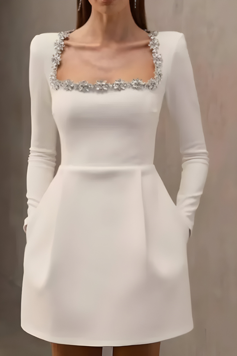 Noelle™ | Robe de cocktail en velours classique